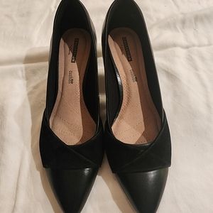 Women's Clark dress shoes